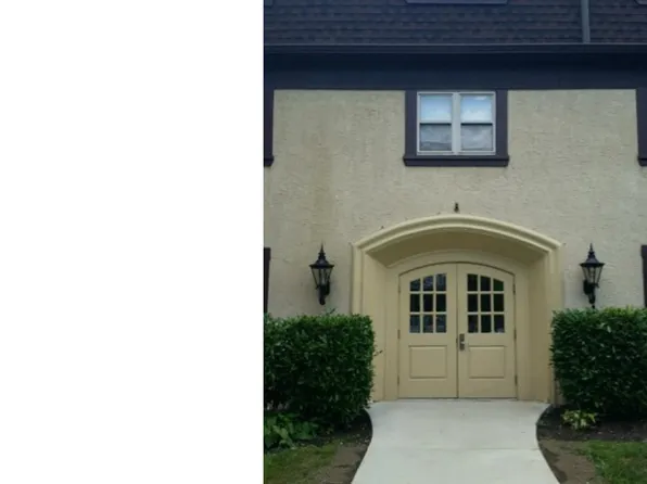 226 N Essex Ave APT G1, Narberth, PA 19072