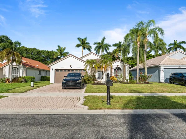 1971 OAK BERRY Circle, Wellington, FL 33414