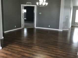 100 S Rowell Ave, Mesa, WA 99343