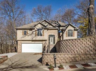 1604 Camp Gifford Rd, Bellevue, NE 68005