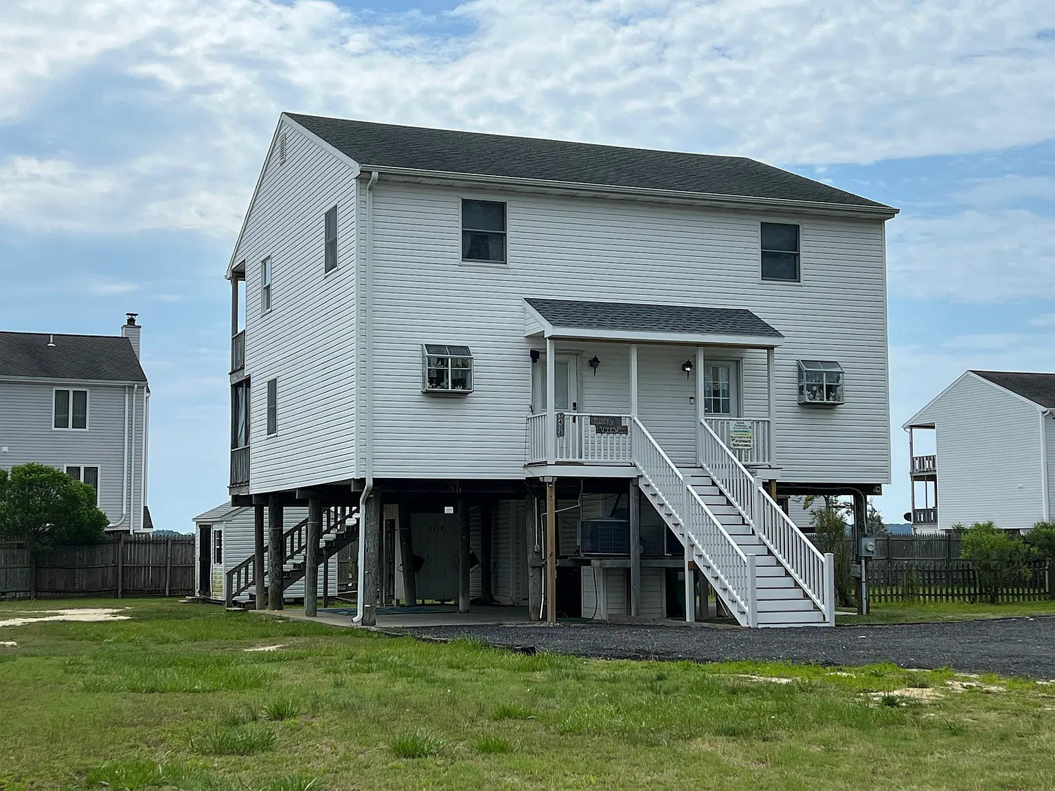 2 bed, 1.5 bath, 1000 sqft, $1,700 — Photo 1