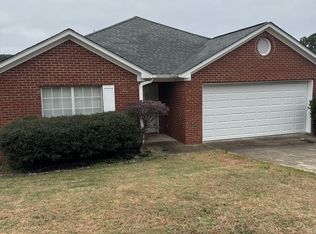6726 Lakes Edge Ln, Pinson, AL 35126