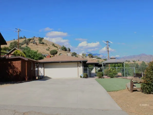 720 Sierra Vista Dr, Wofford Heights, CA 93285