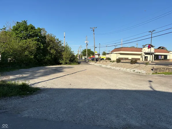 851 Manhattan Ave, Indianapolis, IN 46241