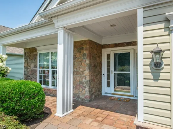 559 Post Ln, Franklin Twp., NJ 08873