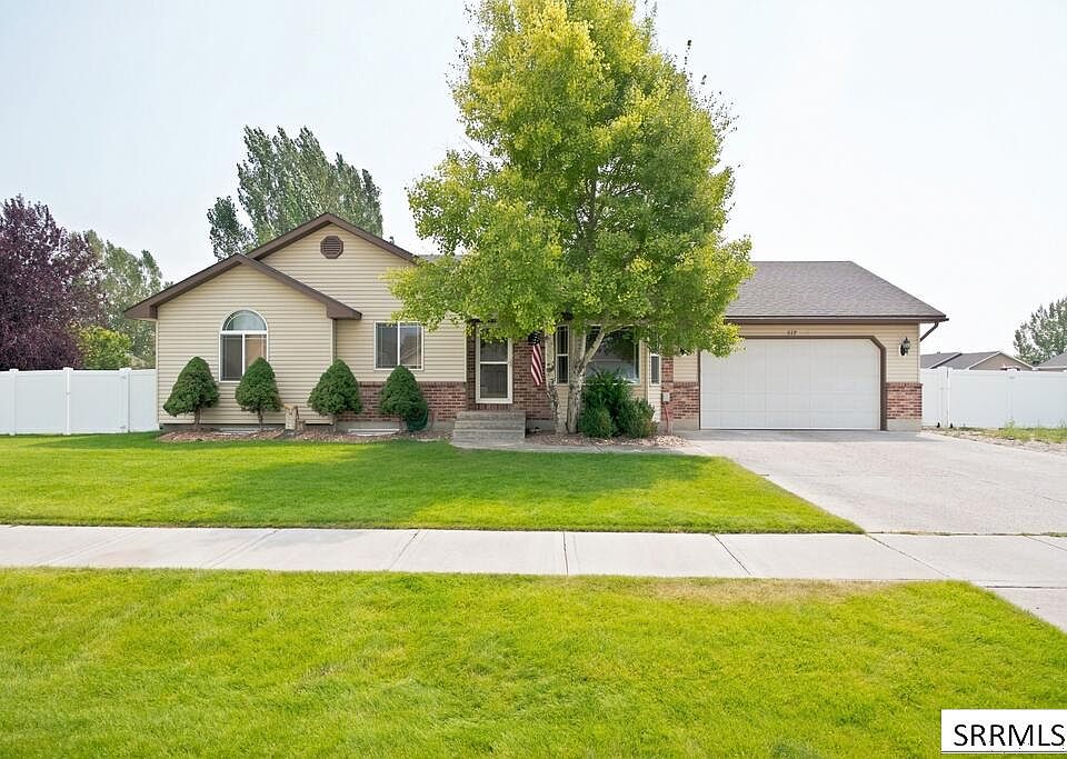 1st image of 619 S Holladay Cir