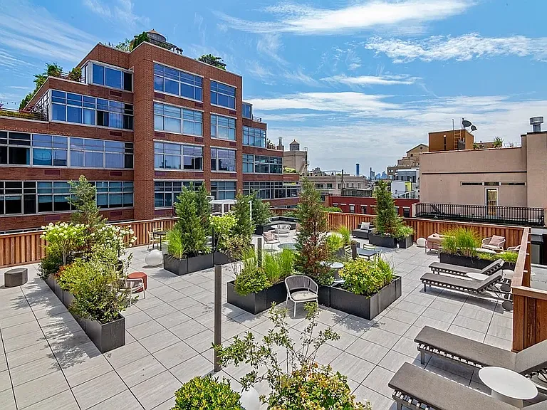 110 Horatio St #308 — Photo 4