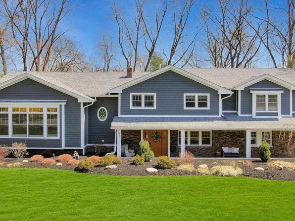 85 Chestnut Ave, Park Ridge, NJ 07656