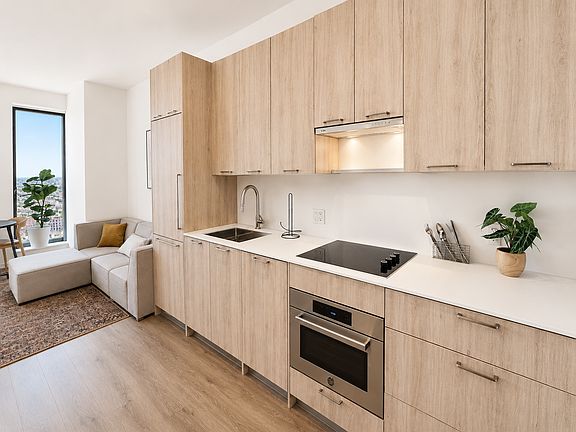3rd image of 545 Vanderbilt Ave APT 27B