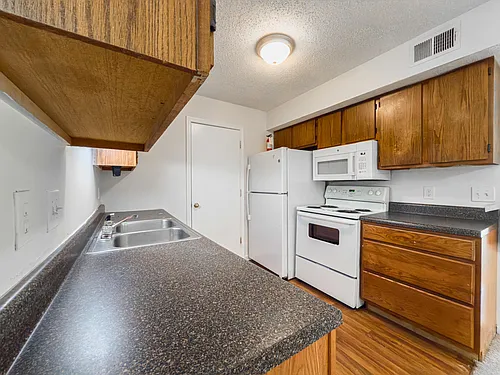 733G S Parker Dr Photo 1 733G S Parker Dr Photo 1