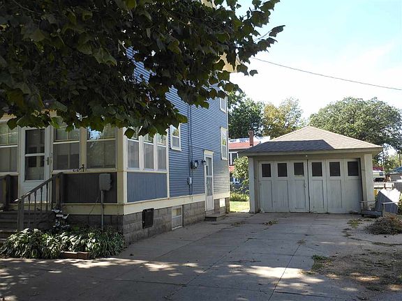 5th image of 337 Crawford St