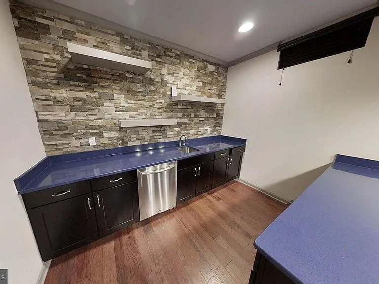 141 Coachman Cir — Photo 39