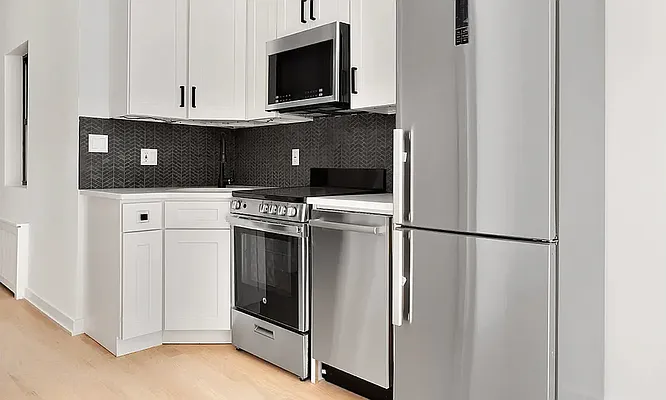 Rented by REAL New York | media 2