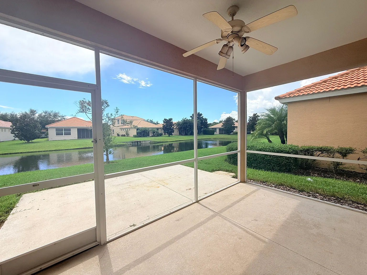 3 bed, 1643 sqft, $2,400 — Photo 4