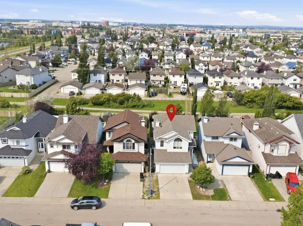714 87th St SW, Edmonton, AB T6X 1G6