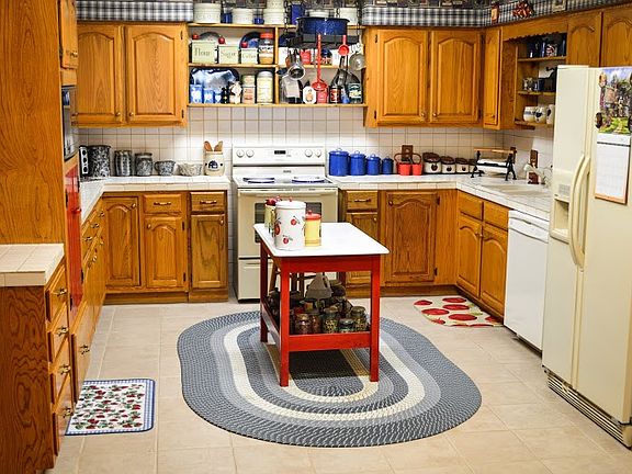 5th image of 5006 Oakmont Circle