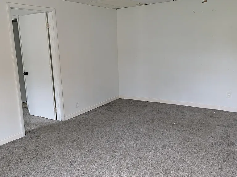 65 E Stevens St #65 — Photo 7