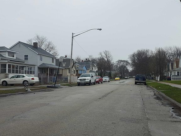4th image of 1524 9th Ave