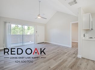 32450 Candlewood Dr #6, Cathedral City, CA 92234