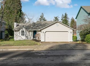 15785 SW Madrona Ln, Sherwood, OR