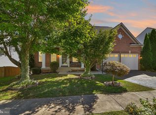 15333 Wits End Dr, Woodbridge, VA 22193