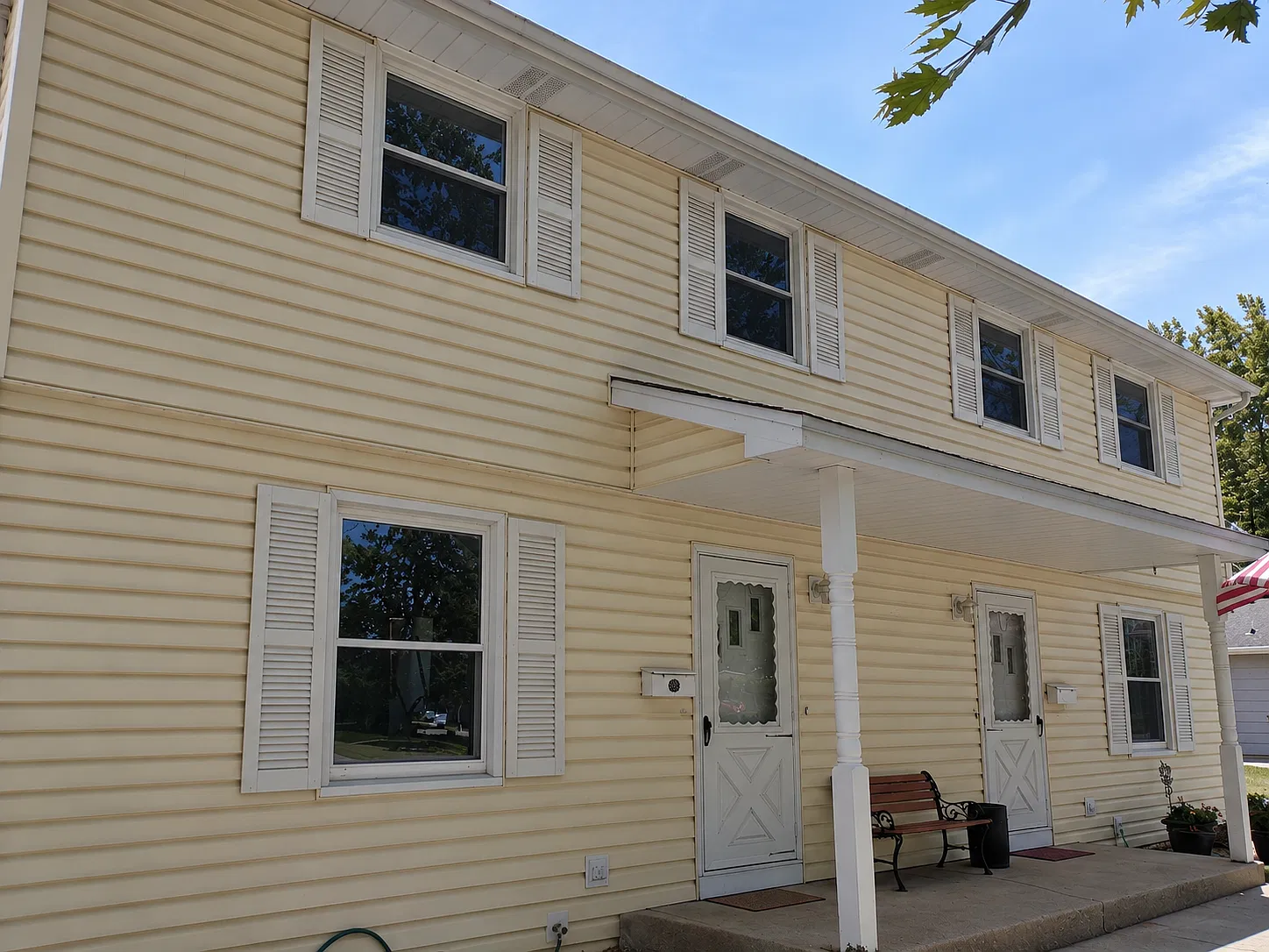 3 bed, 1.5 bath, 1500 sqft, $1,500 — Photo 1