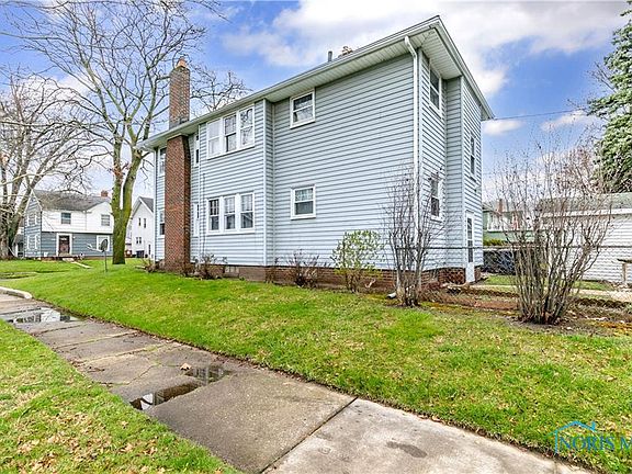 3rd image of 4304 Kingsbury Ave