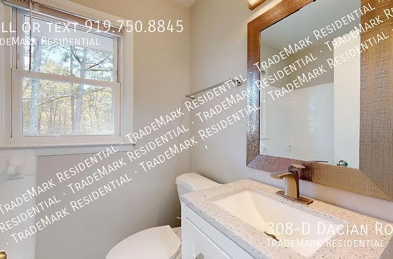 308D Dacian Rd — Photo 8