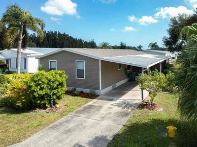 533 Longan Dr, Barefoot Bay, FL, 32976
