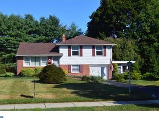 728 Cambridge Rd, Brookhaven, PA 19015