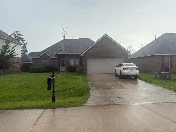 16099 Blue Bayou St, Ponchatoula, LA 70454