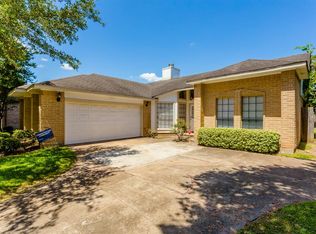 2015 Echo Rdg, Sugar Land, TX 77478