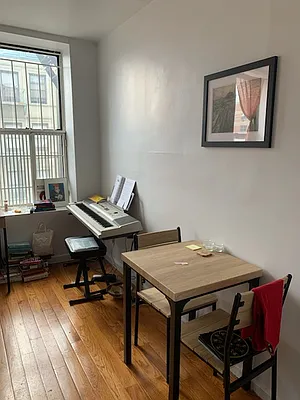 Rented by Angela Jenkins, LREB | media 10