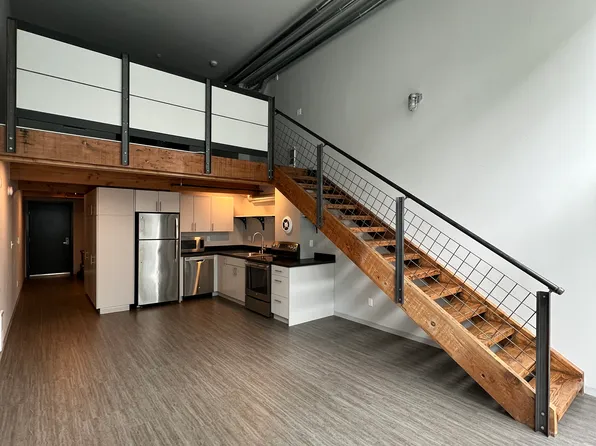 127 Broadway E, Seattle, WA