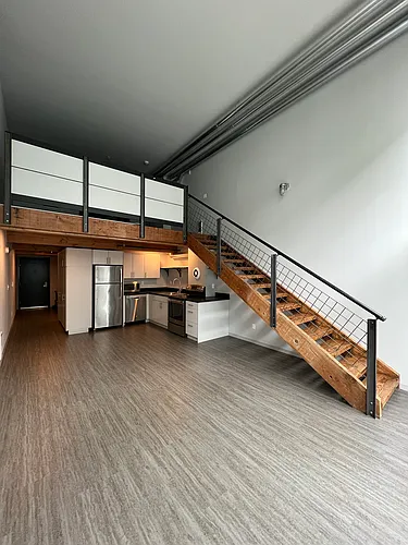 127 Broadway E #403 Photo 1
