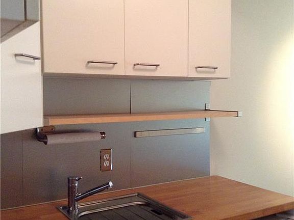 3rd image of 517 E 5th St APT 210