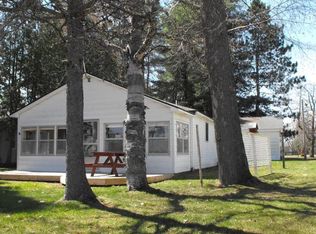 4318 Bay Rd, Gladwin, MI 48624