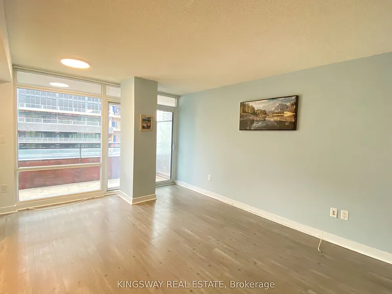 4 H Spadina Ave #1111 — Photo 20