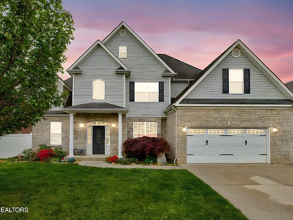 2nd image of 2630 Nicholas View Ln