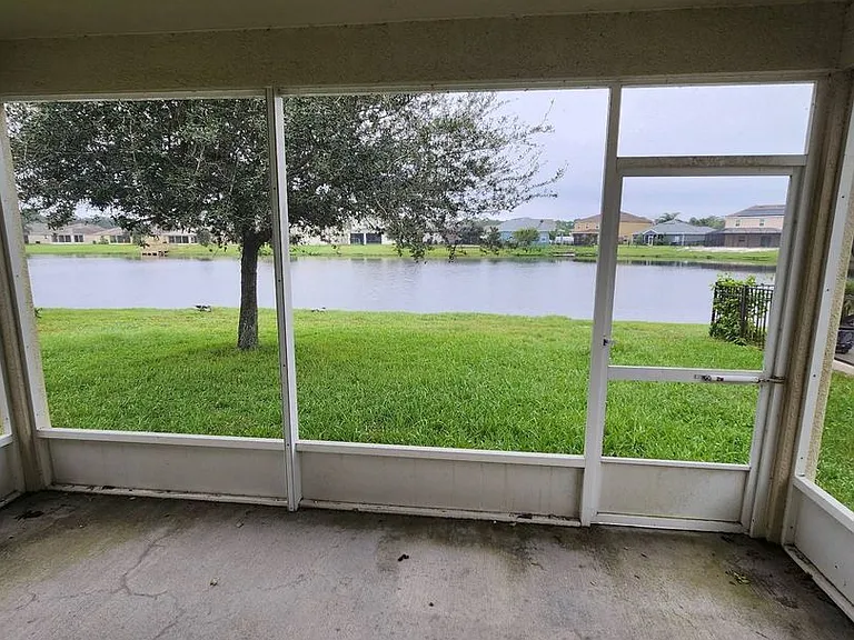 5352 Talbot Blvd — Photo 38