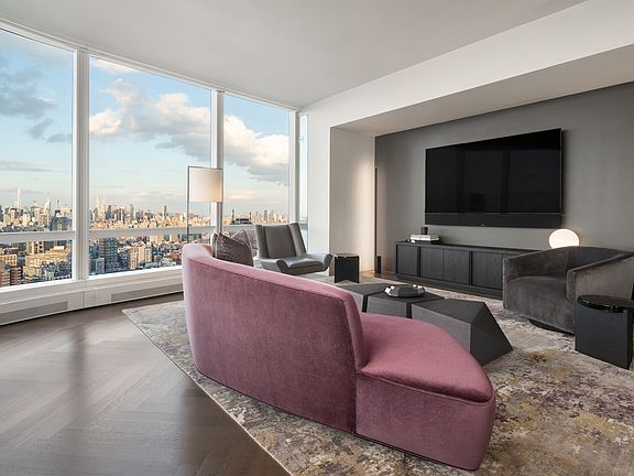 5th image of 111 Murray St #48W