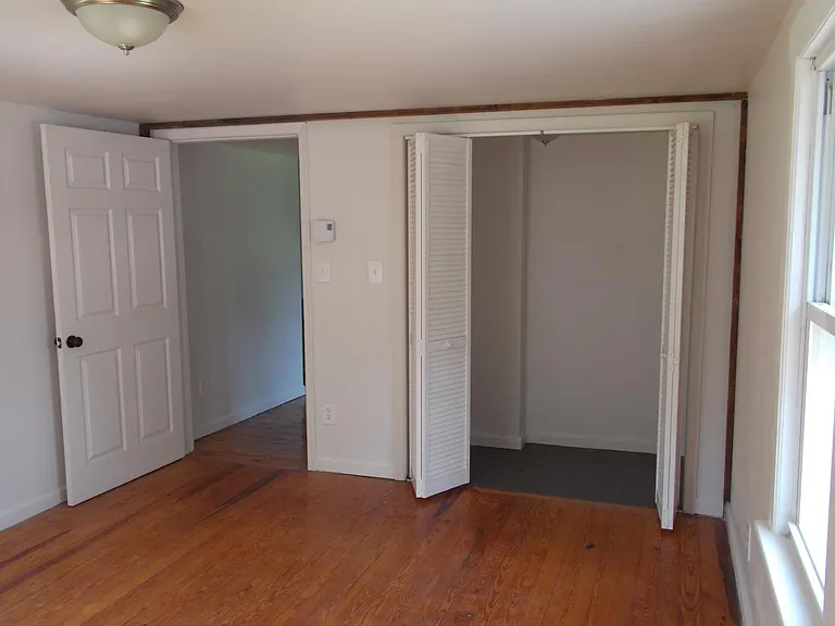 270 Wellington Rd — Photo 22