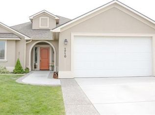 1710 Sunshine Ave, West Richland, WA 99353