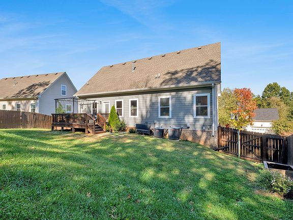 2nd image of 1728 Woodland Pointe Dr