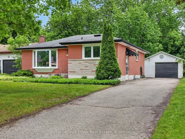 489 Raymond St, Peterborough, ON K9H 5M7
