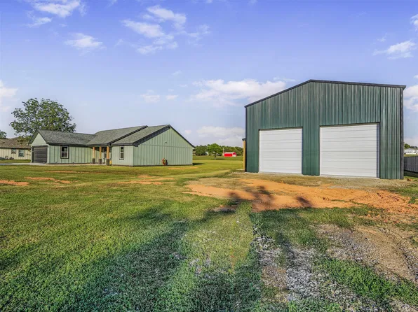 2939 S 426th Rd, Pryor, OK 74361