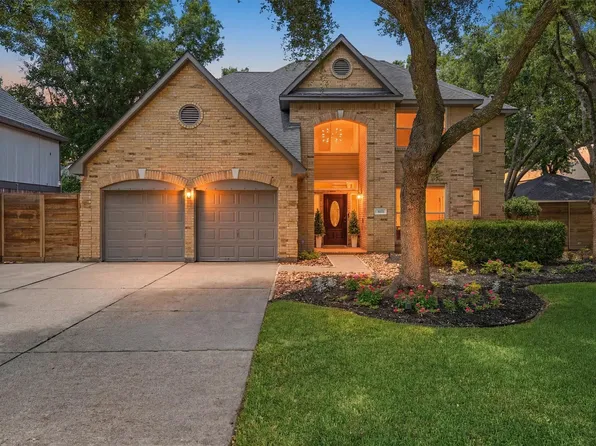 8103 Hurst Forest Dr, Humble, TX 77346