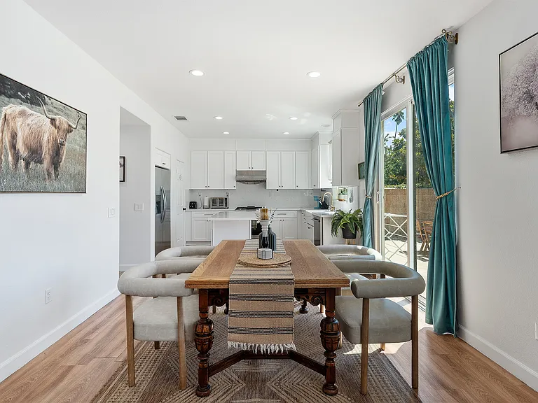 565 Alderbery Ln — Photo 10