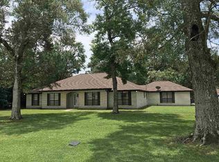 8803 W Fox Rd, Orange, TX 77632