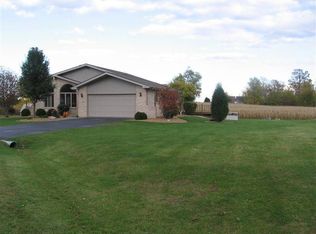 32605 S Lia Ln, Beecher, IL 60401